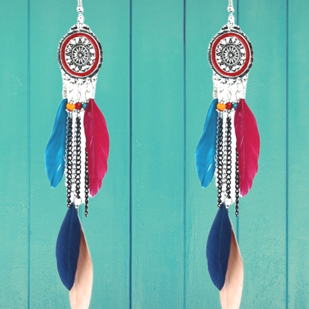 5/25$  NEW    Boho Feather Earrings